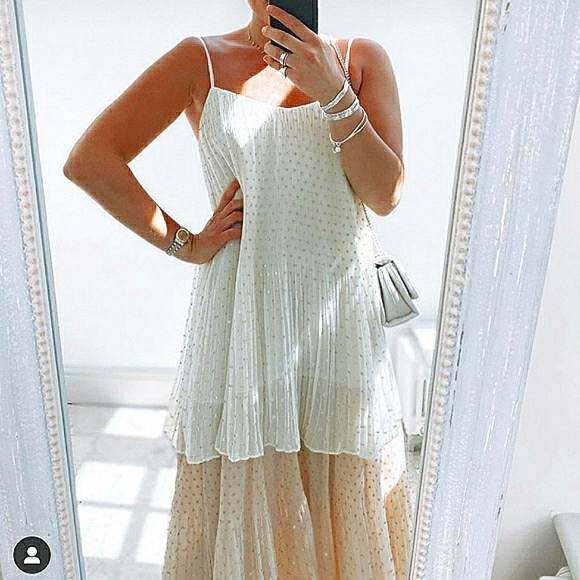 ZARA Pleated dress With metallic thread bloggers favorite - Picture 10 of 16